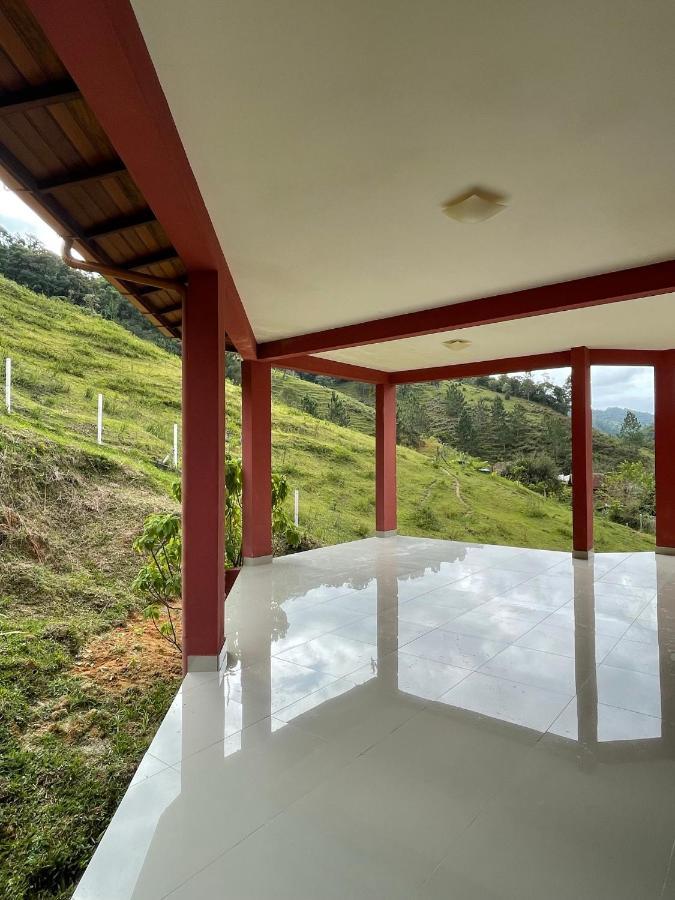 Ampla Casa De Campo - Afaven Aguas Mornas Eksteriør bilde